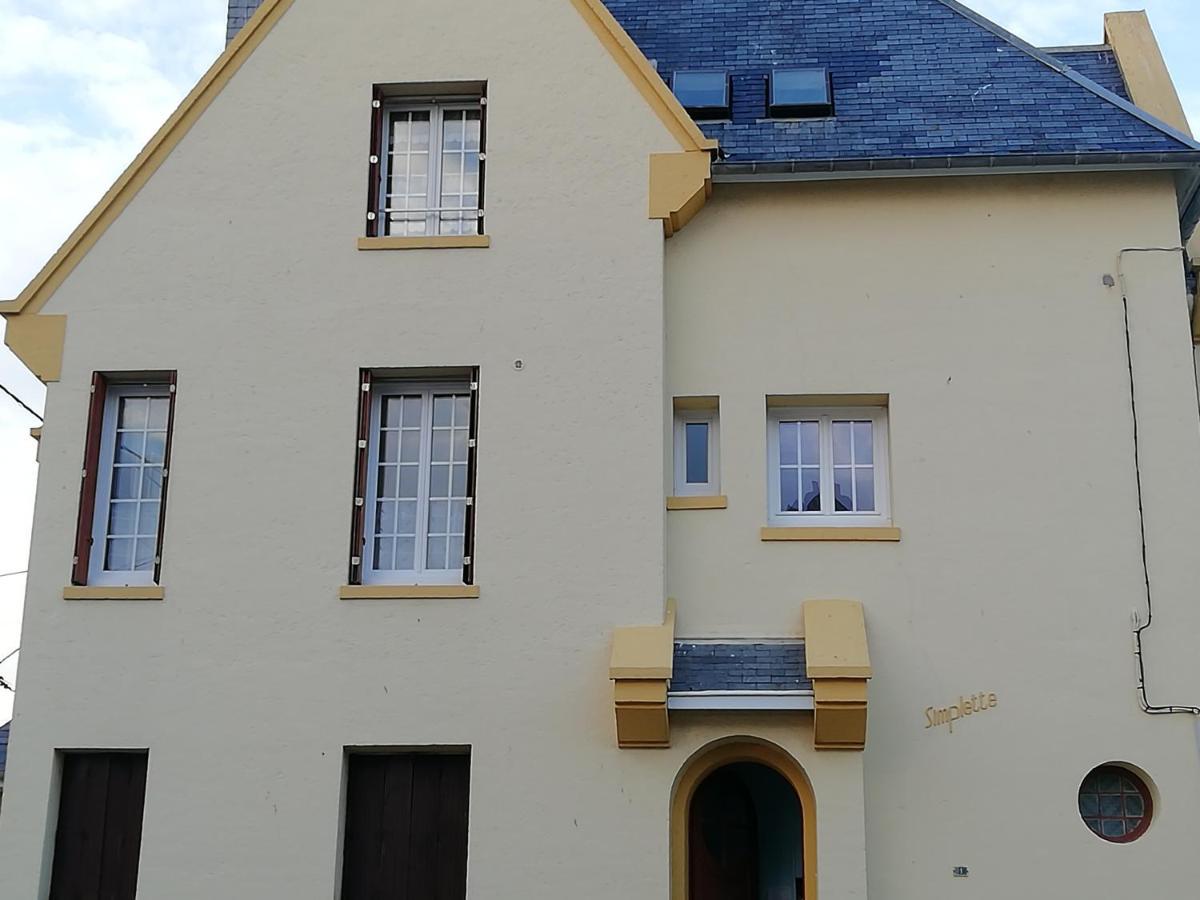 Au Gre Des Marees 2 Appartement Face A La Mer 2Eme Etage Ault Extérieur photo