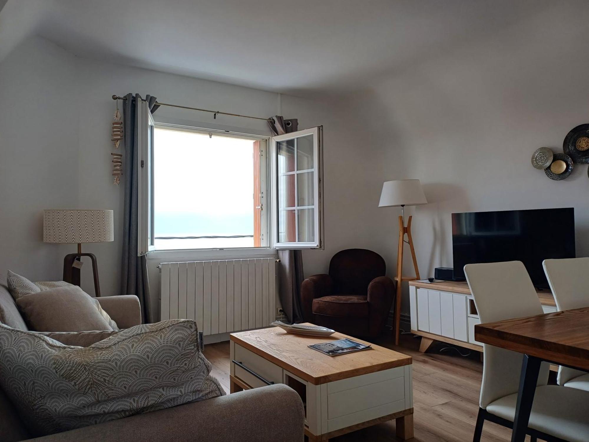 Au Gre Des Marees 2 Appartement Face A La Mer 2Eme Etage Ault Extérieur photo